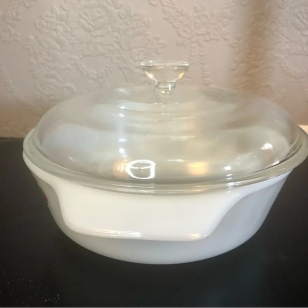 Fire King Anchor Hocking 1 quart casserole dish with lid fruit pattern